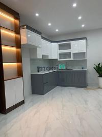 Bán nhà đẹp mp âu cơ, vị trí đẹp, giá 34 tỷ, 72m2x4t, ở luôn